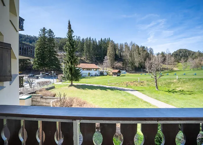 7202 Zweckmaessig Eingerichteten Mit Gedecktem Balkon Vulpera